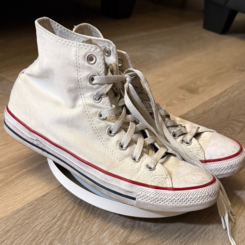 Converse High-Top Sneakers in White and Red